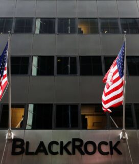 Ações da BlackRock caem, apesar de volume gerido recorde